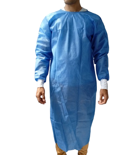 Imagen de una bata quirúrgica diseñada para garantizar higiene y seguridad en procedimientos médicos. Fabricada con materiales resistentes y transpirables, proporciona comodidad al personal de salud mientras protege contra contaminantes y fluidos.